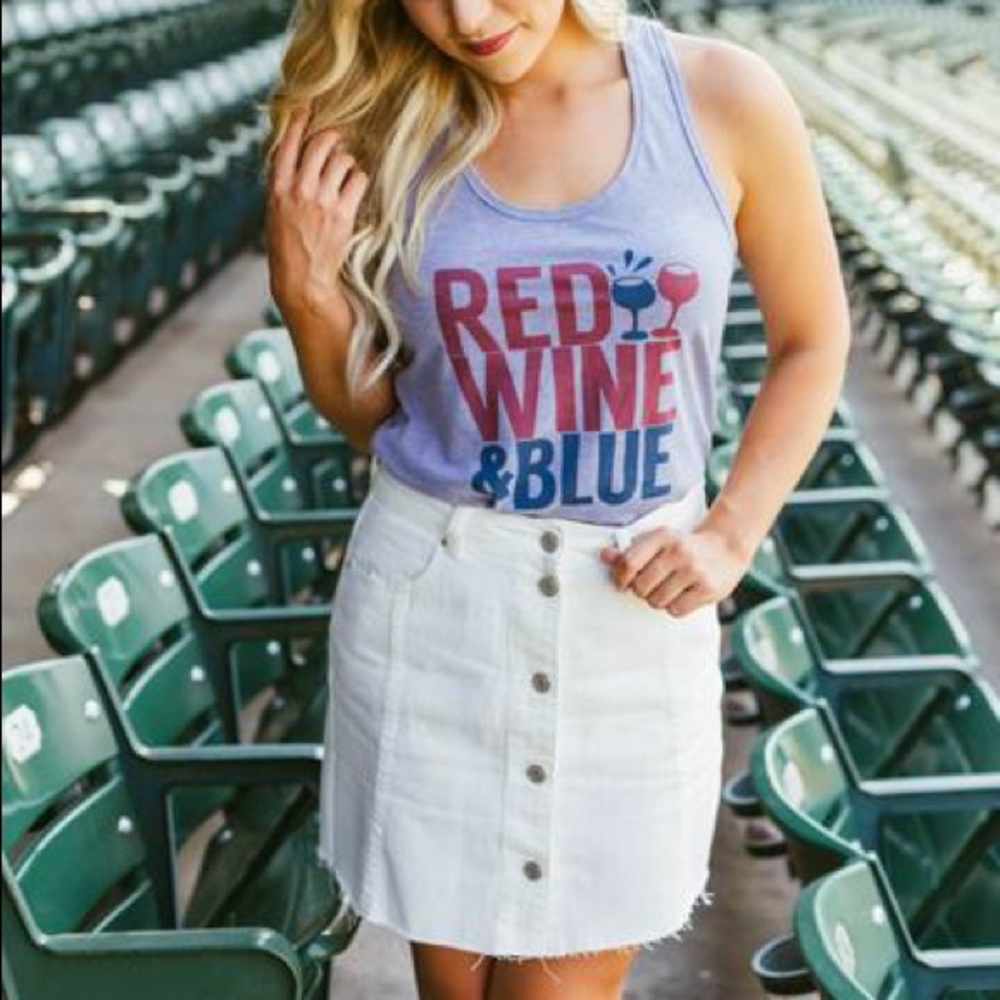 π·πRed Wine and Blue tank - Picture 2 of 2